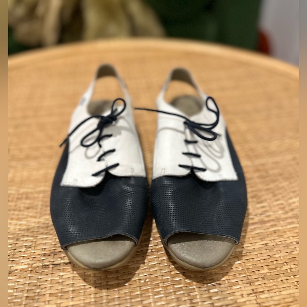 Cloud CLEONE Leather Slingback Sandals Navy/White – EU 39 - 8.5 US - Picture 4 of 10